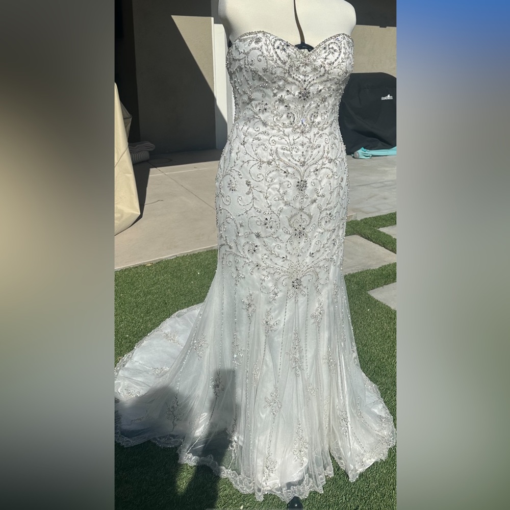 Maggie Sottero/“Janelle” Stunning extra dress never used.